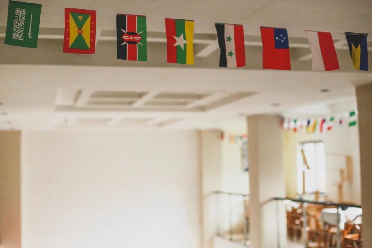 Kunlun International Youth Hostel Хуаншан Екстериор снимка
